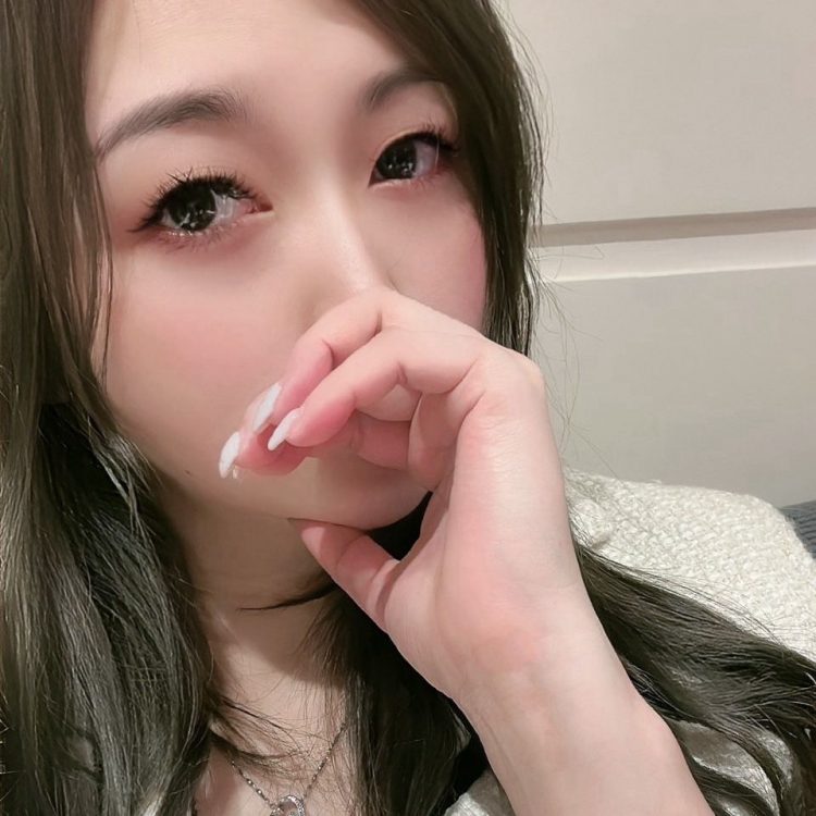 奈奈 @nainainnn