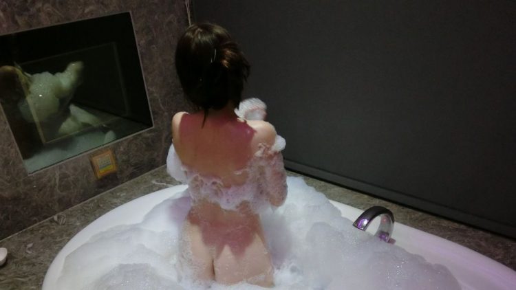 5dd793ac5717bf6dc42c7e51